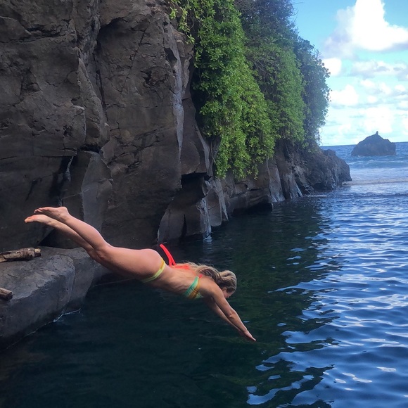 Meet your Posher, Annalisa - Picture 2 of 5